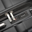 Kép 11/13 - BONTOUR “Wave” közepes Bőrönd, Duplakerekes Gurulós bőrönd TSA zárral, Fekete, M méretű